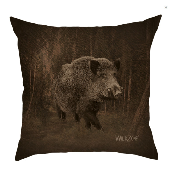 Dekokissen „Keiler“ 50×50 cm – großes Jagdkissen mit Wildmotiv