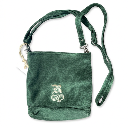 Damen Trachtentasche „Tannengrün“ – elegante Umhängetasche mit Stickerei