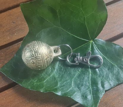 Hunde Ortungs Glöckchen , Hunde Sicherheitsglocke mit Karabiner