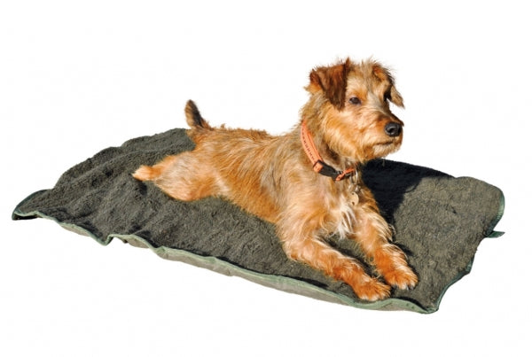 Hunde-Outdoordecke „Oliv“ – isolierende Thermodecke für Jagd & Outdoor