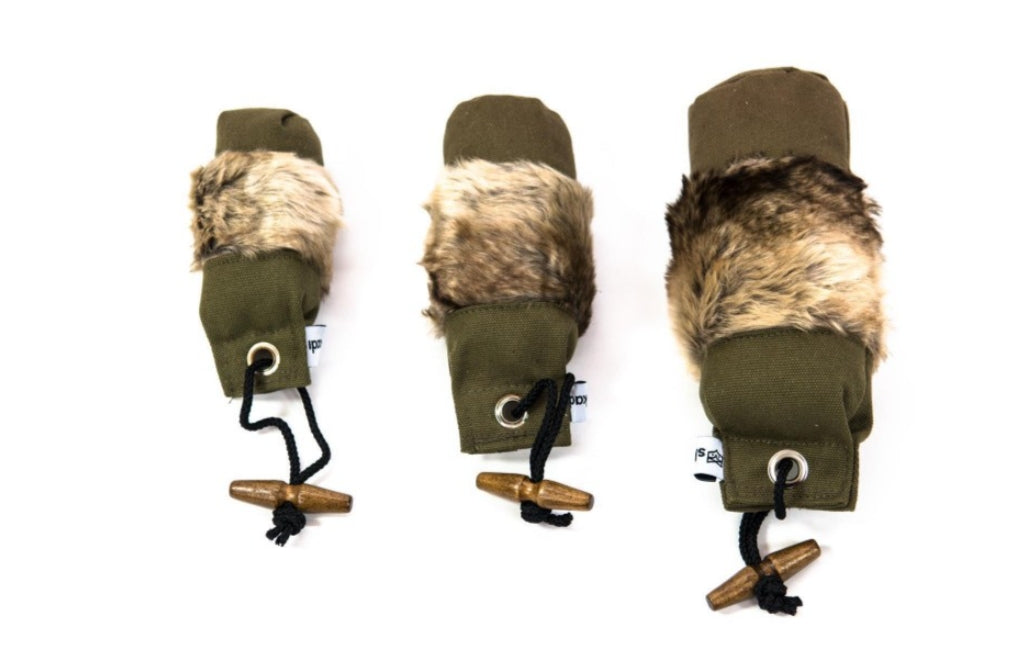 Hunde Dummy Fell Oliv | Jagddummy mit Kunstfell | Schwimmfähig | 250 g & 500 g